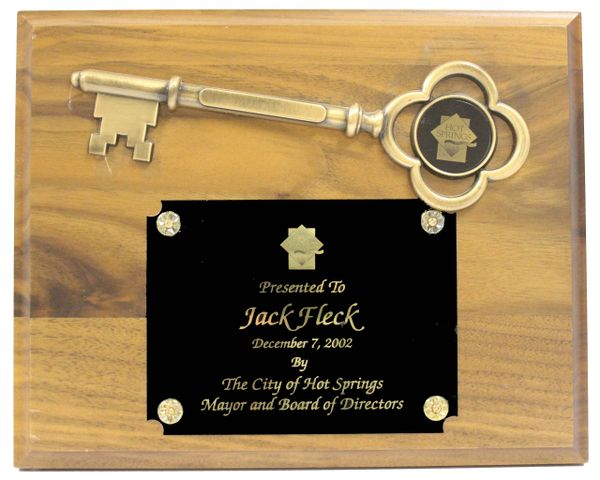 Key to Hot Springs presented to Jack Fleck – City of Hot Springs, December 7, 2002