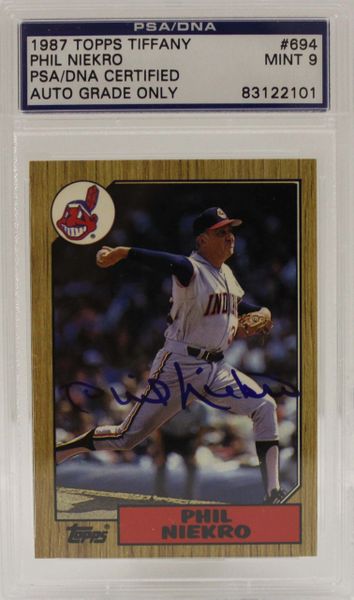 1987 TOPPS Tiffany, Phil Niekro Autographed, PSA/DNA Mint 9