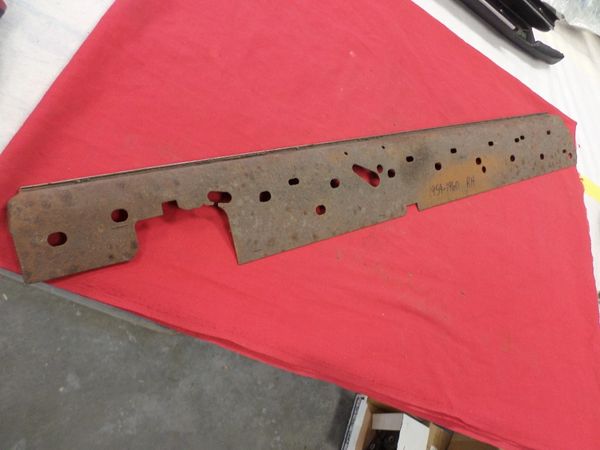 1959 1960 Chevrolet Impala 2 Door Door Panel Metal Rail RH
