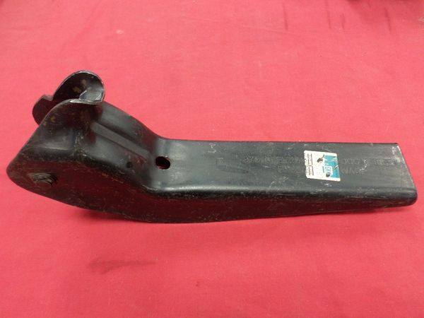 1970 Impala Bel Air Bumper Jack Hook(A) NOS