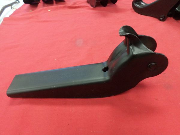 1970 Impala Bel Air Biscayne Caprice Bumper Jack Hook (M) | Ebert's ...