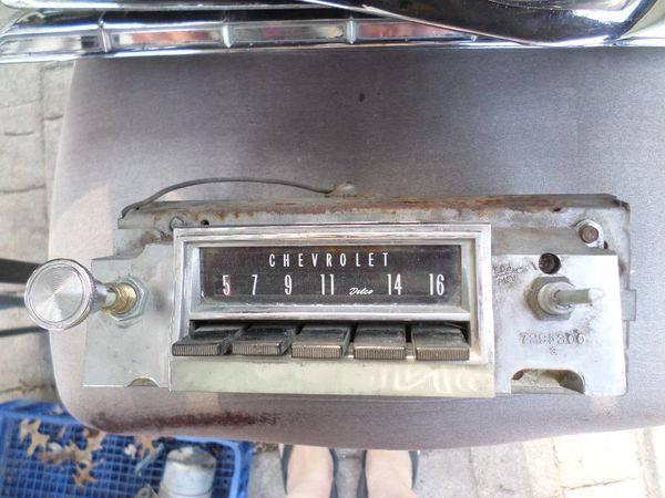 1966 Impala AM Push Button Radio
