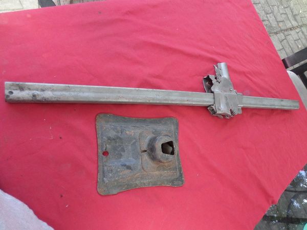 1960's 1970's Chevrolet Impala GM Oldsmobile Buick Pontiac Bumper Jack Stem & Base