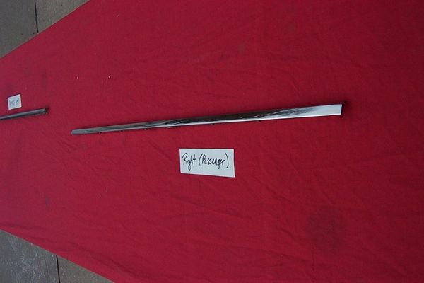 1965 Impala 1966 Caprice Top Door Reveal Molding (2 dr)