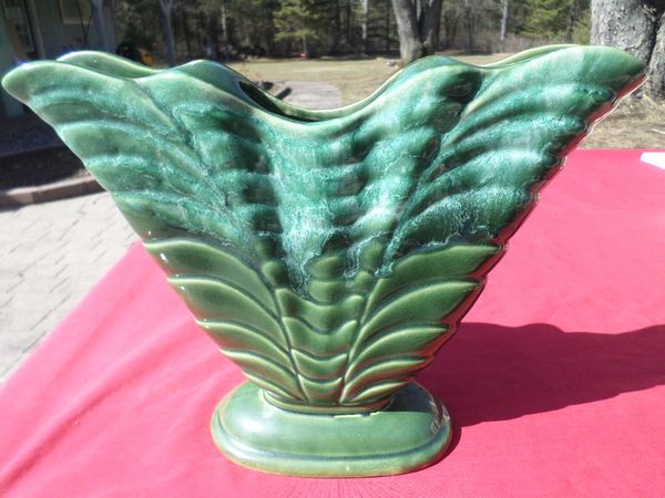 Robinson Ramsbottom Pottery Vintage Forest Green White Drip Glaze Fan Shaped Vase Art Deco