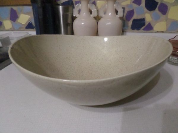 Red Wing Pottery Vintage Futura Speckled Large Fruit Salad Bowl