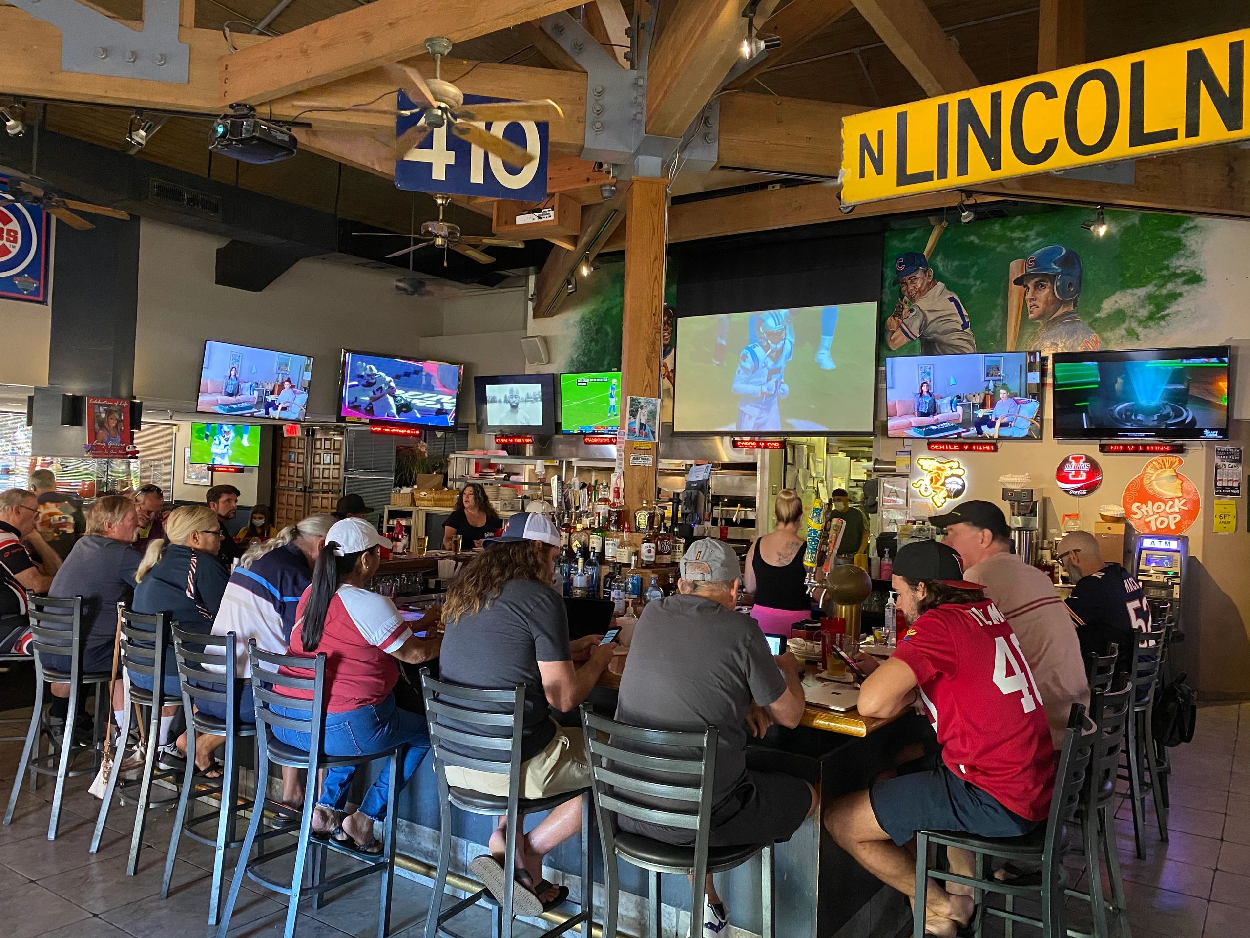 Diamonds Sports Bar and Grille Bar and Grill Mesa, Arizona