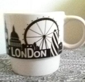 London Black and White Mug