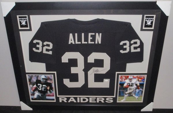 Oakland Raiders Marcus Allen Autographed Black Jersey Beckett BAS Witness