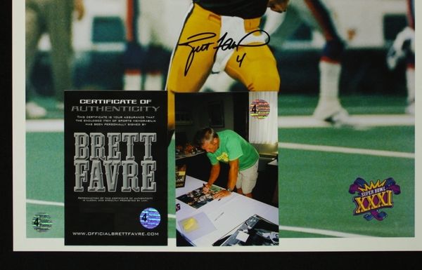 Brett Favre Celebration Green Bay Packers Autographed 16 x 20 Framed  Football Photo