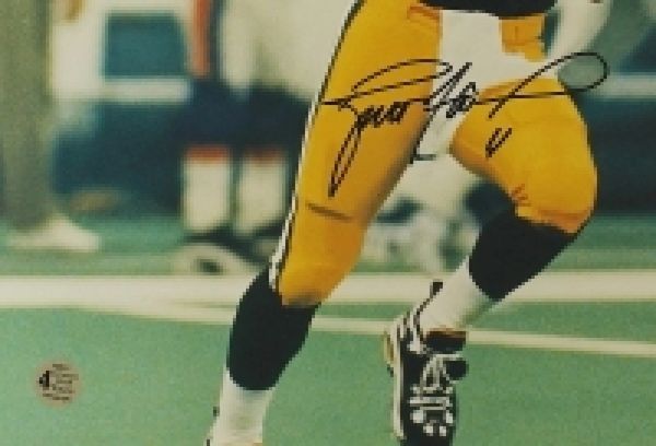 Brett Favre Green Bay Packers Autographed 16 x 20 SB XXXI Celebration  Photo, Favre COA