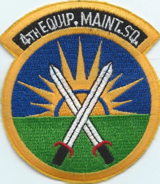 USAF PATCH 4 EQUIPMENT MAINT SQUADRON