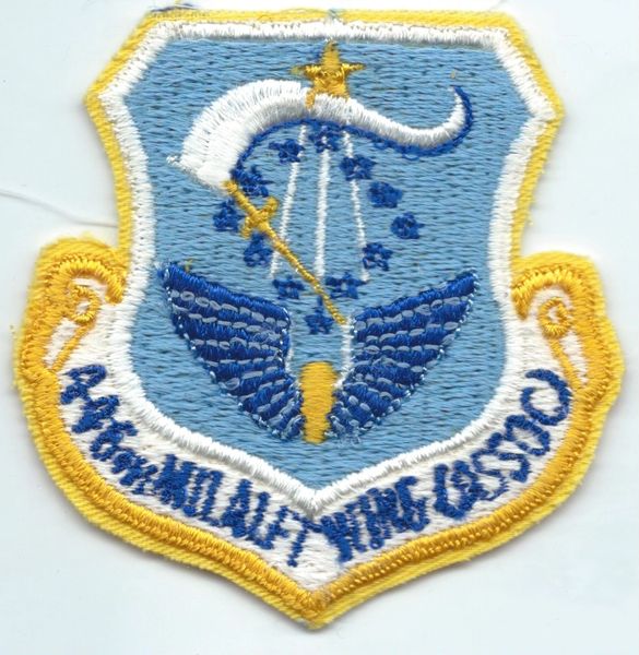 USAF PATCH 446 MILITARY AIRLIFT WING (ASSOC)