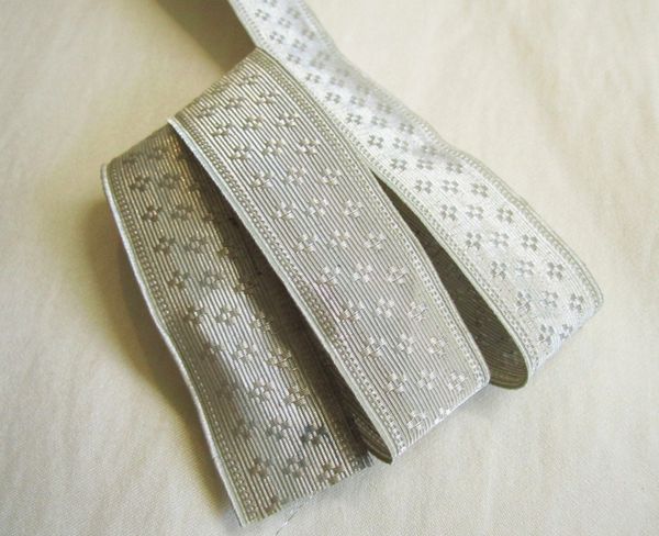 Vintage 30s silver metallic wide ribbon rayon silver gray 3 inch width