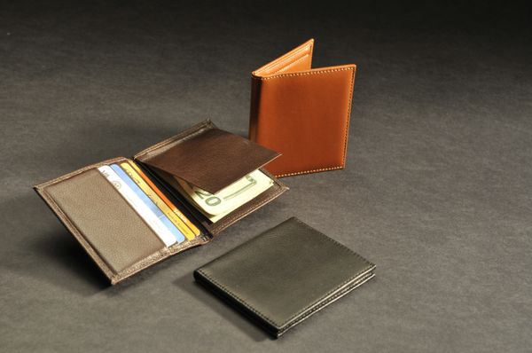 Bifold Leather Wallet for Men Bootlegger Brown