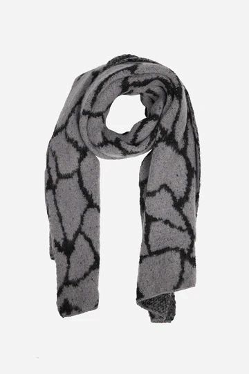 9187G Grey Giraffe Print Blanket Scarf