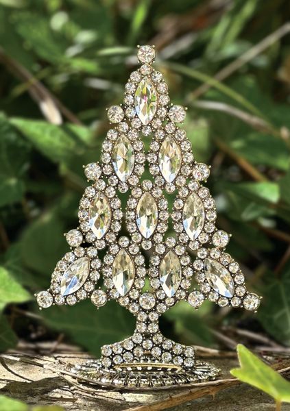Jewelled Christmas Tree - Old Gold / Clear