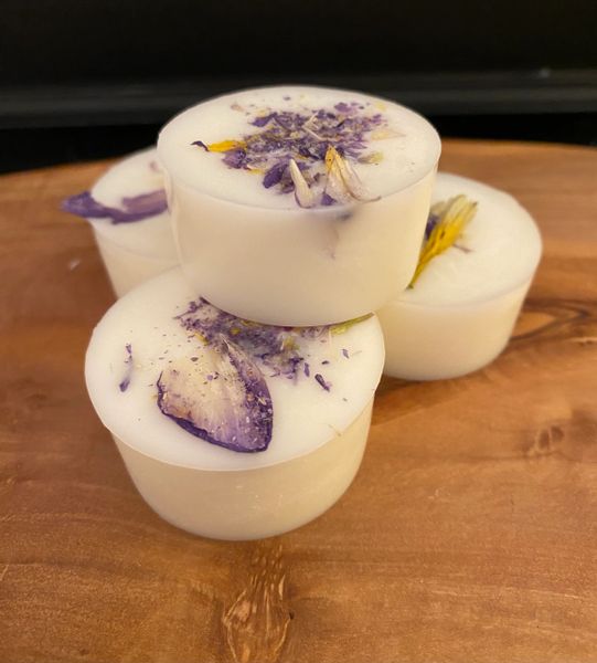 Pear & Freesia Luxury Wax Melts x 4 buttons