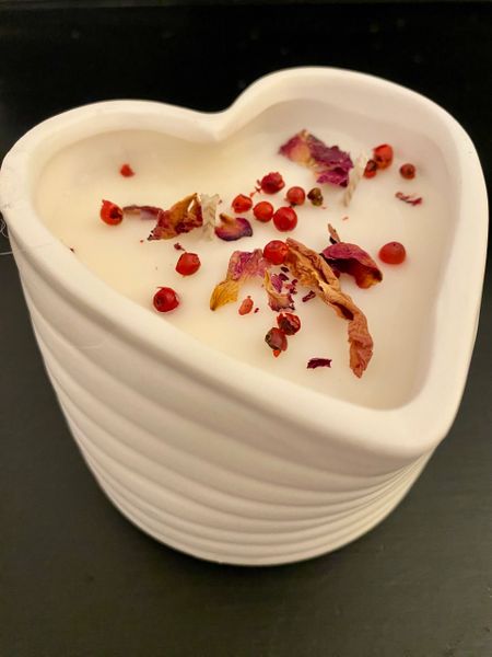 Pink Pepper & Rose Heart Twin Wick Candle