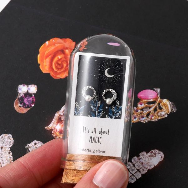 Full moon earrings with pearl IT'S ALL ABOUT MAGIC