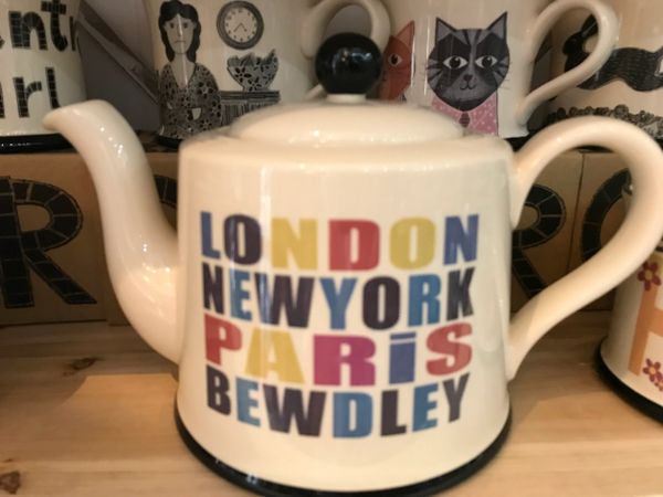 London, New York, Paris, BEWDLEY Teapot by Moorland Pottery- now retired buy now!