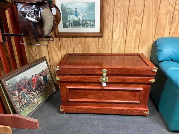 Oak Tack Trunk | Tackroom Treasures