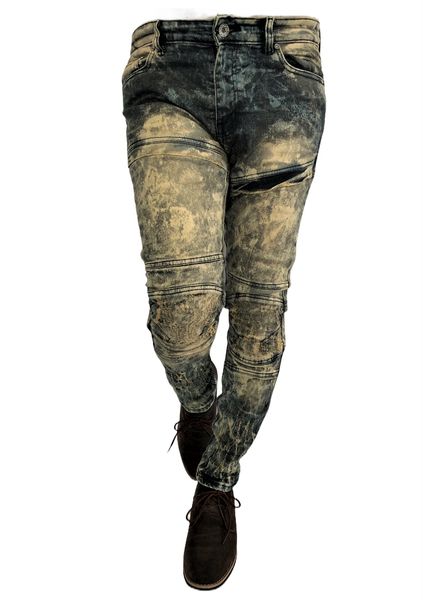 KNEE PAD RIPPED FASHION JEANS BY FOCUS Turning Point a hot spot