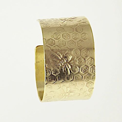 Bee Cuff 1 Brass