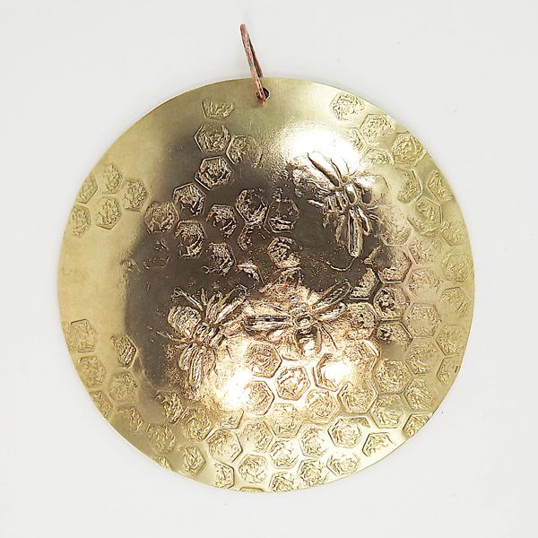 Bee Pendant 1 Brass