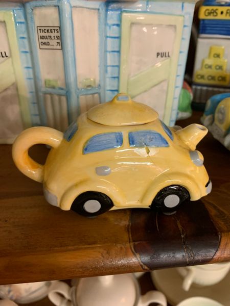 OCI Yellow Car creamer