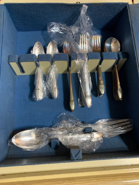 1847 Rogers Bros First Love Silverware with box