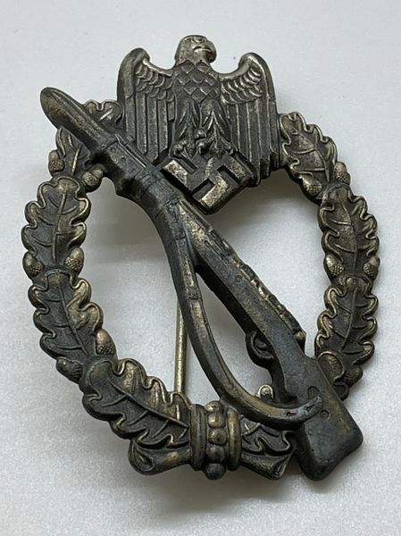 Original WW2 German Infantry Assault Badge Silver