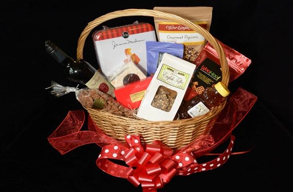 Snacker's Delight Gift Basket