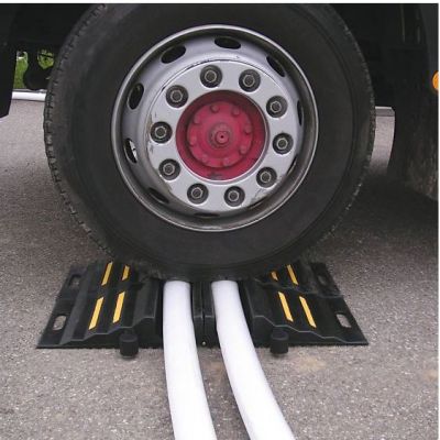 Folding Hose Bridges Folding Hose Bridge up to 3” Hose / Set of 2