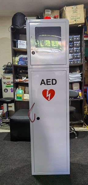 Zoll Aed Plus FLOOR STANDING CABINET WITH ALARM & STROBE 147X36X20CM