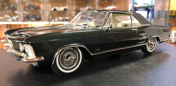 柔らかい 1 18 Acme 1963 Buick Riviera ビュイック リビエラ ミニカー アメ車 バーゲン Www Aquapark Mk