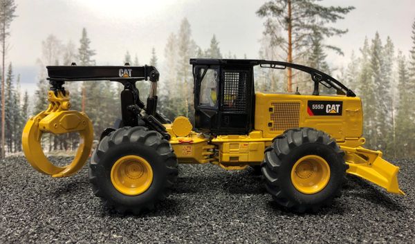 Caterpillar Skidder 555D 1:50 scale Diecast Masters