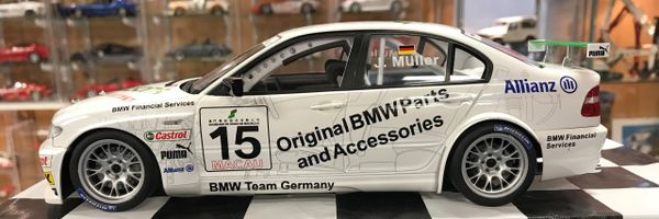 BMW 320i WTCC 2004 Macao Guia Winner Jorg Muller 1:18 AutoArt