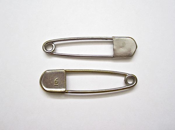 VINTAGE SILVER DIAPER PIN