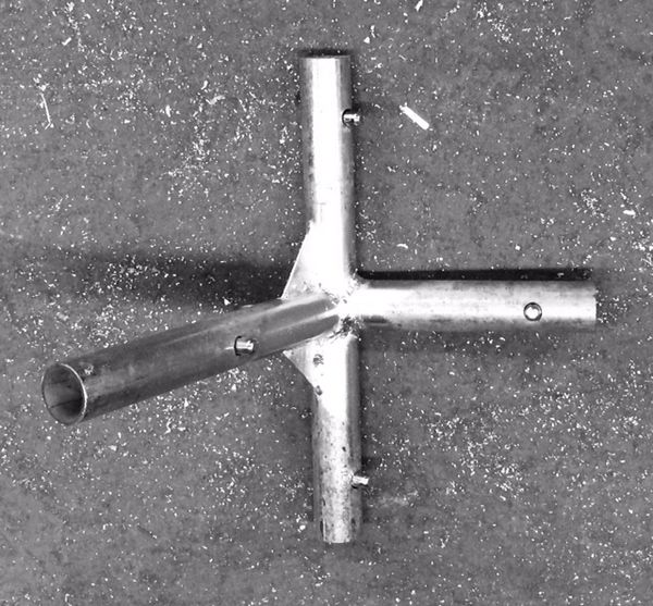 **-Leg / Rafter Fitting (Steel) - Click on Pictures