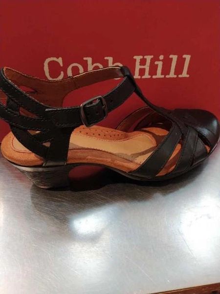 cobb hill aubrey black