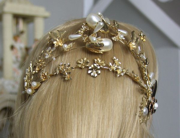 1542 Baroque Huge Pearl Flower Headband Tiara
