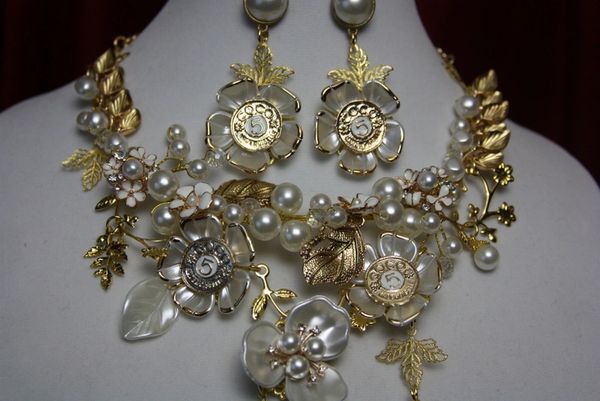 SOLD! 1619 Madam Coco Charms Pearl FLower Gold Leaf SET