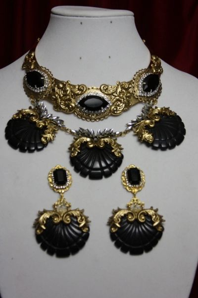 SOLD! 1741 Baroque Black Crystal Shell Huge Necklace SET