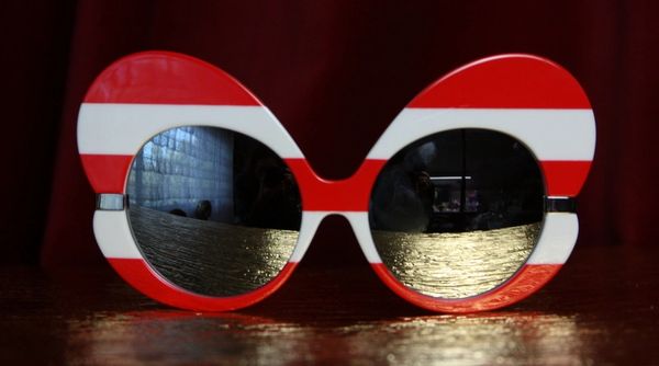 SOLD! 1871 Trendy Red Stripe Oversized Sunglasses Shades