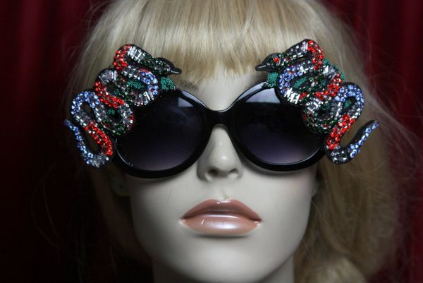 2477 Crystal Beaded Faced Snakes Embellished Sunglasses