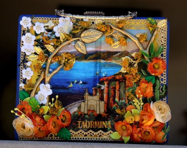 SOLD! 1652 Italian Print Flower Embellished Stunning Handbag Purse