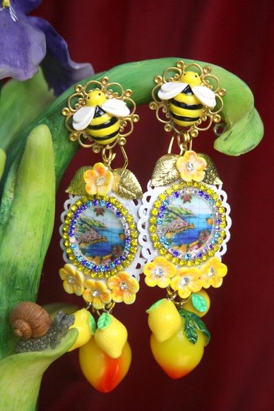 SOLD! 2652 Sicilian Tile Taormina Print Lemon Fruit Bee Studs Earrings