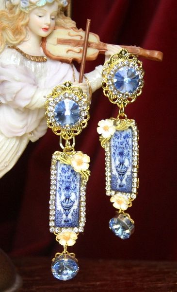 SOLD! 2992 Blue Vase Designer Inspired Leaf Earrings studs