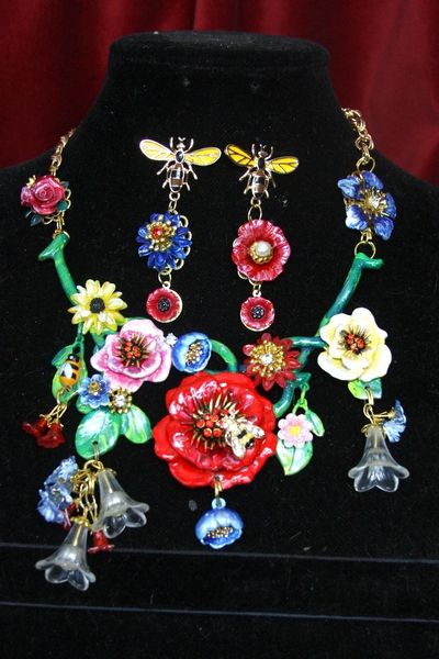 SOLD! 3009 Enamel Baroque HAnd PAinted Chunky Flowers Bee Set
